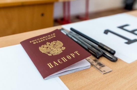 В России стартовал основной период ОГЭ.